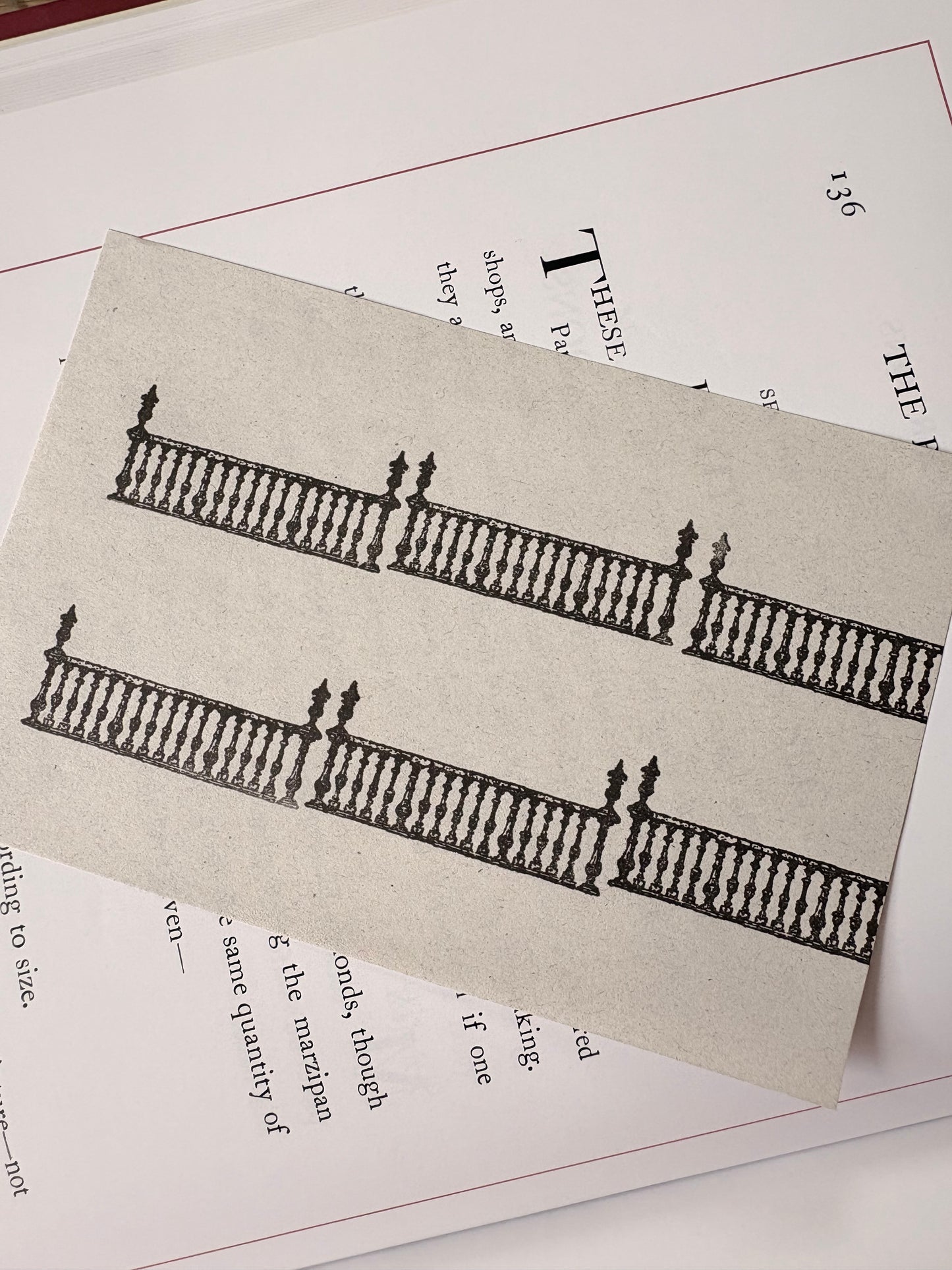 とある館のフェンススタンプ　KS25